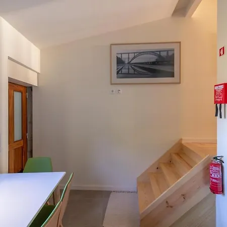 Casa de hóspedes Guestready - Catorze De Outubro Ii