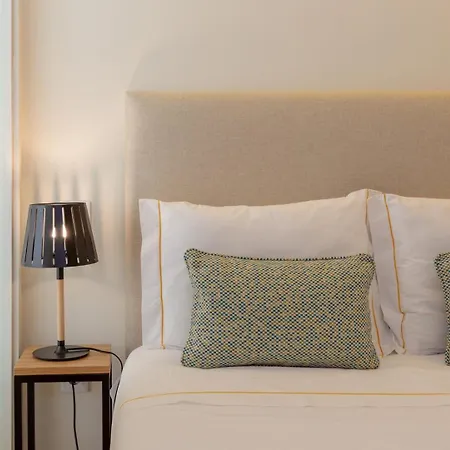 Casa de hóspedes Guestready - Catorze De Outubro Ii